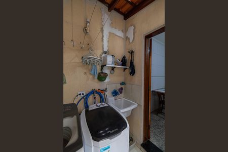 Casa de condomínio à venda com 99m², 3 quartos e 2 vagas Casa de condomínio à venda com 99m², 3 quartos e 2 vagasÁrea de Serviço