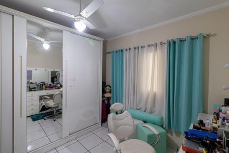 Casa de condomínio à venda com 99m², 3 quartos e 2 vagas Casa de condomínio à venda com 99m², 3 quartos e 2 vagasSuíte 1