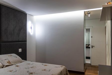 Casa à venda com 1080m², 4 quartos e 7 vagas Casa à venda com 1080m², 4 quartos e 7 vagasSuíte 2