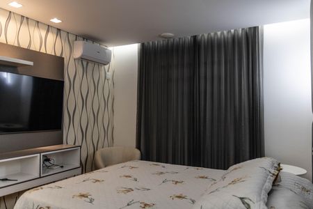 Casa à venda com 1080m², 4 quartos e 7 vagas Casa à venda com 1080m², 4 quartos e 7 vagasSuíte 2