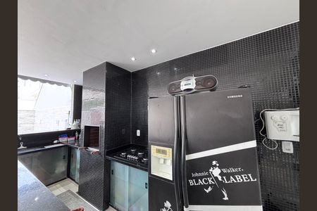 Casa de condomínio à venda com 269m², 3 quartos e 4 vagasÁrea externa