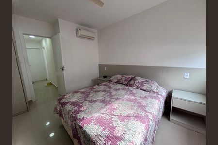 Casa de condomínio à venda com 269m², 3 quartos e 4 vagasQuarto 1