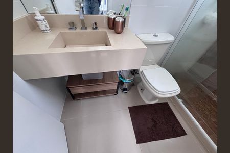 Casa de condomínio à venda com 269m², 3 quartos e 4 vagasBanheiro do Quarto 3