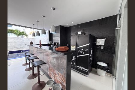 Casa de condomínio à venda com 269m², 3 quartos e 4 vagasÁrea externa