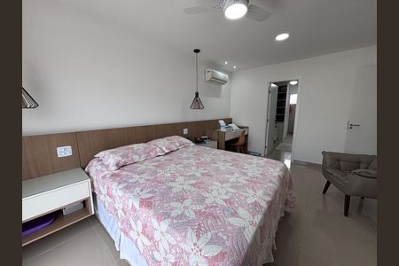 Casa de condomínio à venda com 269m², 3 quartos e 4 vagasQuarto 2