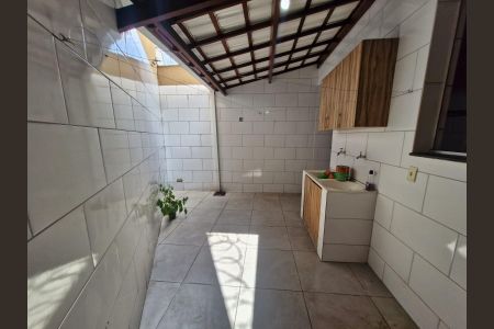 Casa para alugar com 130m², 3 quartos e 1 vaga Casa para alugar com 130m², 3 quartos e 1 vagaÁrea de Serviço