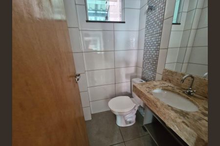 Banheiro de casa para alugar com 3 quartos, 130m² em Santa Branca, Belo Horizonte