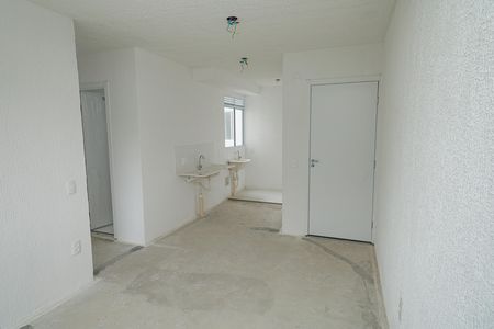 Sala de apartamento para alugar com 2 quartos, 40m² em Campo Grande, Rio de Janeiro