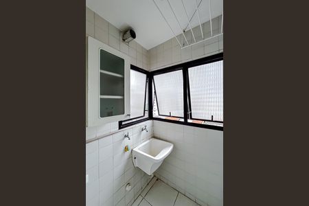 Apartamento à venda com 64m², 2 quartos e 1 vagaÁrea de Serviço