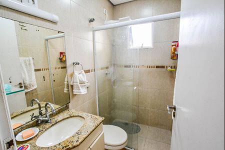 Apartamento à venda com 140m², 2 quartos e 2 vagas Apartamento à venda com 140m², 2 quartos e 2 vagasBanheiro da Suíte