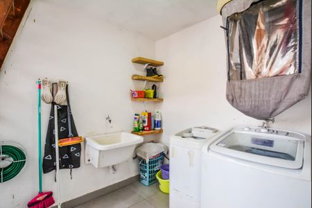 Apartamento à venda com 140m², 2 quartos e 2 vagas Apartamento à venda com 140m², 2 quartos e 2 vagasÁrea de Serviço