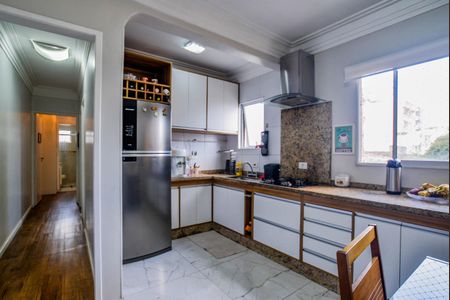 Apartamento à venda com 140m², 2 quartos e 2 vagas Apartamento à venda com 140m², 2 quartos e 2 vagasCozinha