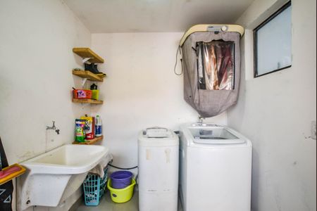 Apartamento à venda com 140m², 2 quartos e 2 vagas Apartamento à venda com 140m², 2 quartos e 2 vagasÁrea de Serviço