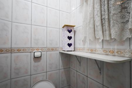 Casa à venda com 114m², 5 quartos e 2 vagasLavabo casa 1