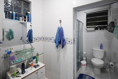 Casa à venda com 114m², 5 quartos e 2 vagasBanheiro da Suíte 2