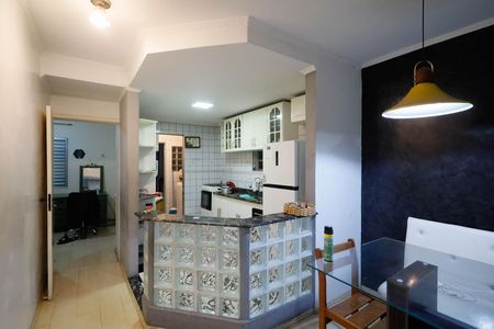 Casa à venda com 114m², 5 quartos e 2 vagasSala casa 1