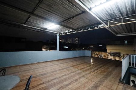 Casa à venda com 114m², 5 quartos e 2 vagasTerraço / Churrasqueira