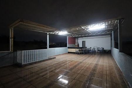 Casa à venda com 114m², 5 quartos e 2 vagasTerraço / Churrasqueira