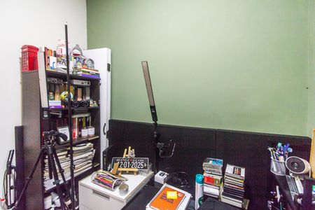 Casa à venda com 200m², 2 quartos e 5 vagasEscritório