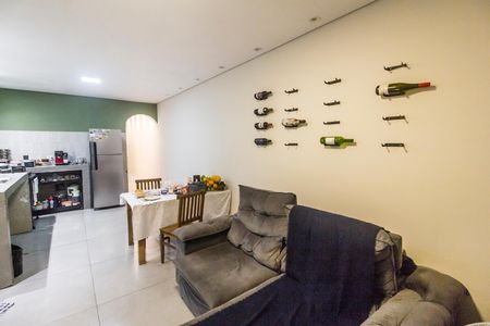 Sala de casa à venda com 2 quartos, 200m² em Vila Sao Luiz (valparaizo), Barueri