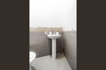 Casa à venda com 200m², 2 quartos e 5 vagasLavabo