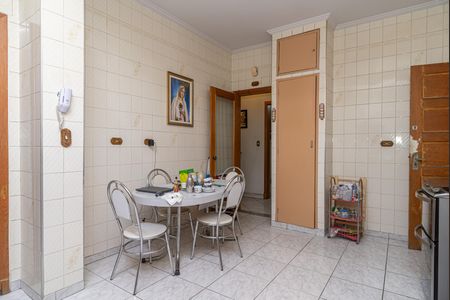 Apartamento à venda com 172m², 2 quartos e sem vaga Apartamento à venda com 172m², 2 quartos e sem vagaCozinha