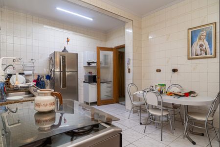 Apartamento à venda com 172m², 2 quartos e sem vaga Apartamento à venda com 172m², 2 quartos e sem vagaCozinha