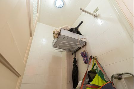 Apartamento à venda com 172m², 2 quartos e sem vaga Apartamento à venda com 172m², 2 quartos e sem vagaBanheiro de Serviço