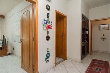 Apartamento à venda com 172m², 2 quartos e sem vaga Apartamento à venda com 172m², 2 quartos e sem vagaCorredor dos Quartos
