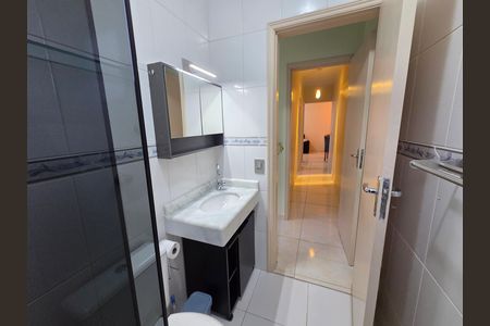 Apartamento para alugar com 75m², 2 quartos e 1 vaga Apartamento para alugar com 75m², 2 quartos e 1 vagaBanheiro da Suíte 1