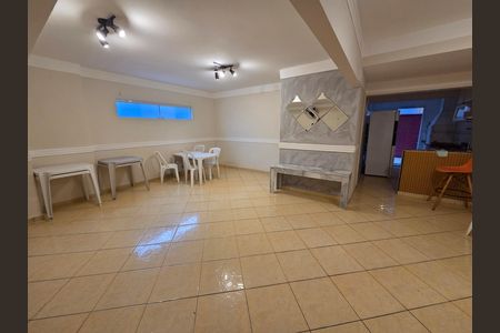 Apartamento para alugar com 75m², 2 quartos e 1 vaga Apartamento para alugar com 75m², 2 quartos e 1 vagaÁrea comum - Salão de festas
