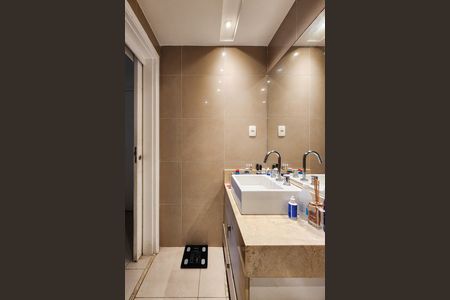 Apartamento à venda com 161m², 2 quartos e 1 vaga Apartamento à venda com 161m², 2 quartos e 1 vagaBanheiro da Suíte