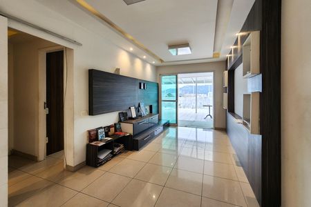 Apartamento à venda com 161m², 2 quartos e 1 vaga Apartamento à venda com 161m², 2 quartos e 1 vagaSala