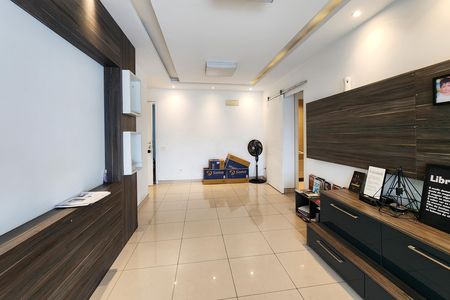 Apartamento à venda com 161m², 2 quartos e 1 vaga Apartamento à venda com 161m², 2 quartos e 1 vagaSala
