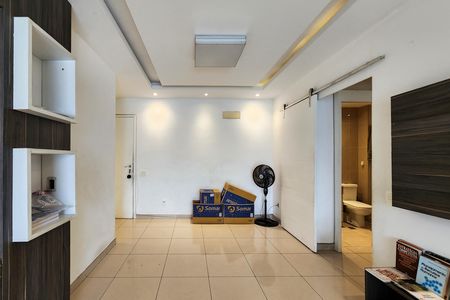 Apartamento à venda com 161m², 2 quartos e 1 vaga Apartamento à venda com 161m², 2 quartos e 1 vagaSala