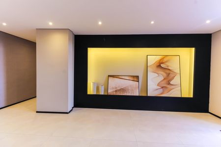 Apartamento à venda com 68m², 2 quartos e 1 vaga Apartamento à venda com 68m², 2 quartos e 1 vagaHall social