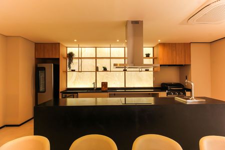 Apartamento à venda com 68m², 2 quartos e 1 vaga Apartamento à venda com 68m², 2 quartos e 1 vagaÁrea comum - Salão de festas