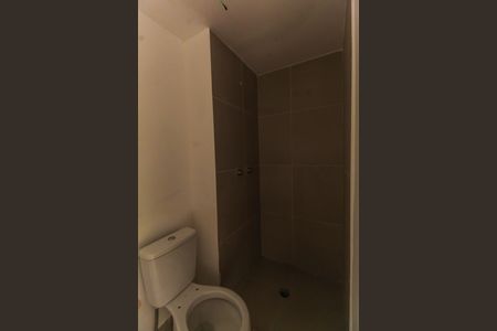 Apartamento à venda com 68m², 2 quartos e 1 vaga Apartamento à venda com 68m², 2 quartos e 1 vagaBanheiro