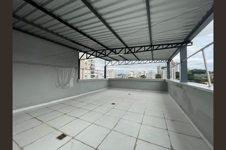 Apartamento à venda com 67m², 2 quartos e sem vaga