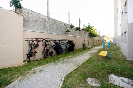 Apartamento para alugar com 32m², 2 quartos e sem vaga Apartamento para alugar com 32m², 2 quartos e sem vagaÁrea Comum