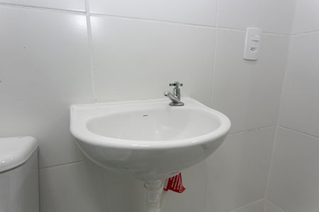 Apartamento para alugar com 32m², 2 quartos e sem vaga Apartamento para alugar com 32m², 2 quartos e sem vagaBanheiro