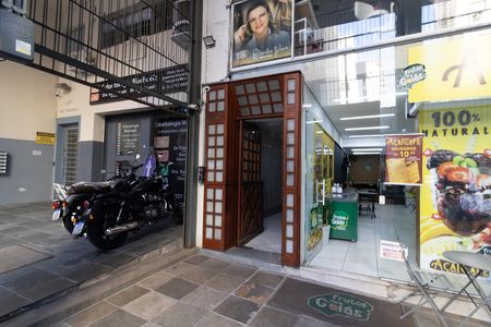 Apartamento à venda com 70m², 2 quartos e sem vaga Apartamento à venda com 70m², 2 quartos e sem vagaFachada