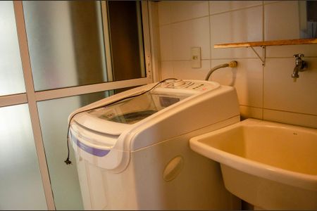 Apartamento para alugar com 68m², 2 quartos e 1 vaga