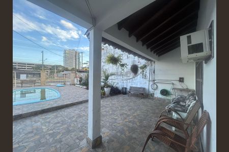 Casa para alugar com 380m², 4 quartos e 4 vagasÁrea externa