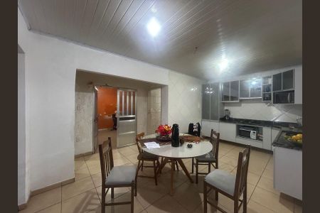 Casa para alugar com 380m², 4 quartos e 4 vagasCozinha