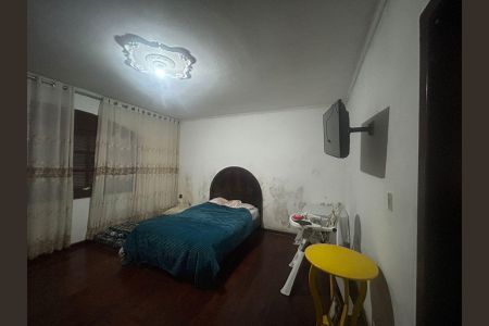 Casa para alugar com 380m², 4 quartos e 4 vagasSuite