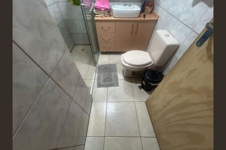 Casa para alugar com 380m², 4 quartos e 4 vagasBanheiro 2