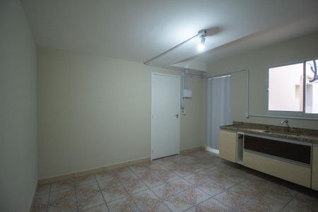Sala de kitnet/studio para alugar com 1 quarto, 18m² em Vila Castilho, Votorantim
