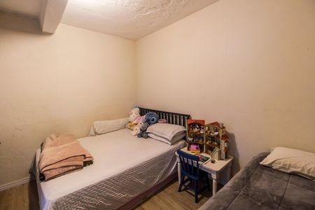 Casa para alugar com 100m², 2 quartos e 2 vagasQuarto 1