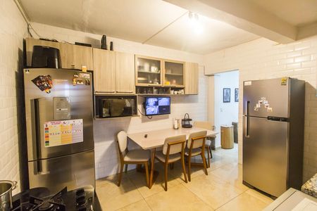 Casa para alugar com 100m², 2 quartos e 2 vagasCozinha
